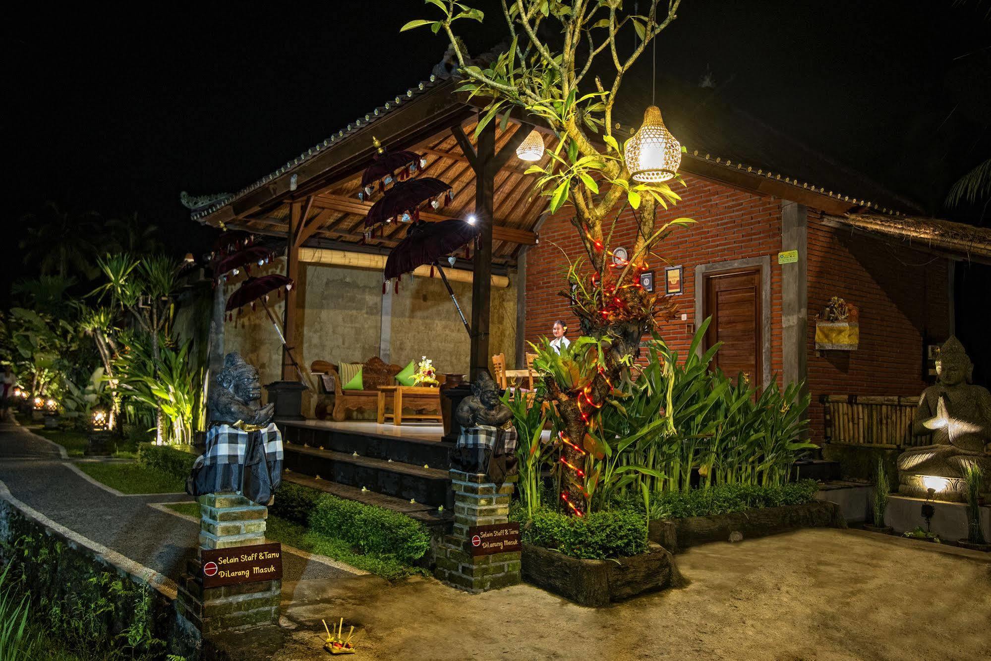 Pajar House Ubud Suite & Villas Exterior photo